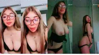 Bokep Kakak Vio Toket Uting Mancung LiveShow