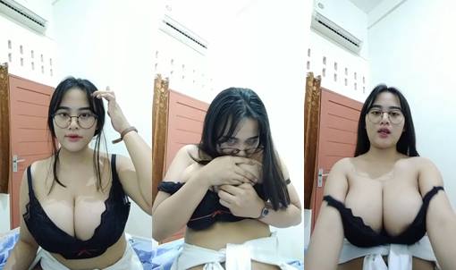 Bokep Acha Tobrut Kacamata Jilat Toket Hot