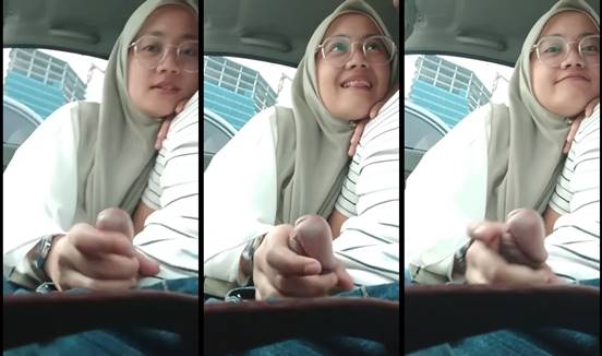 Bokep dikocokin pacar hijab kacamata sma abg melayu